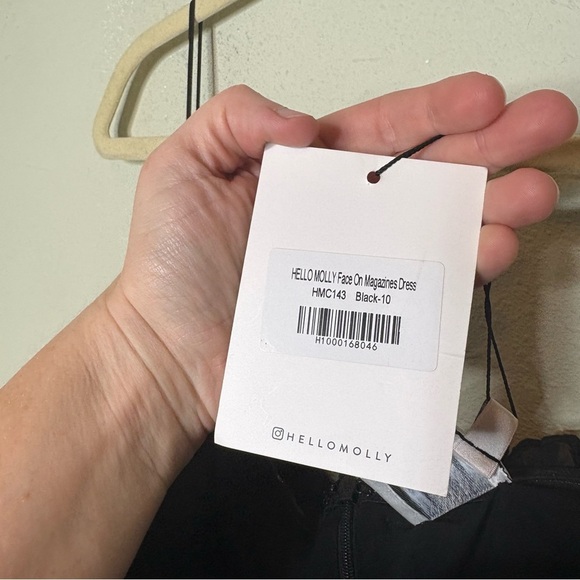 Hello Molly Black Face on Magazine Dress Size M - Picture 5 of 6